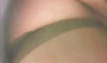 Gli yu porno gratis italiano uomini vedono la sua ragazza masturbarsi