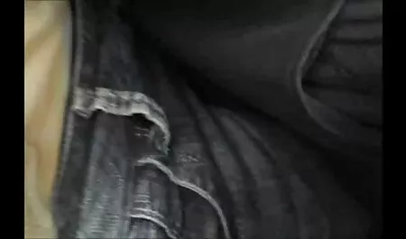 Charlie sexy succhiare il cazzo con la morbidezza del video hard brevi gratis