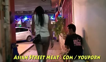 Vecchia donna sexy chiamata spogliarellista e succhiare video porno di tettone gratis il suo cazzo