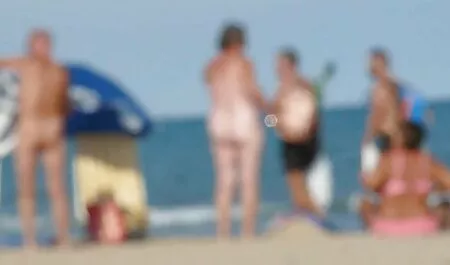 Pulcino al lavoro videopormo gratis masturbandosi un cazzo con i piedi