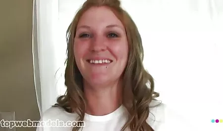 Bionda gonzo con gonzo video erotoci gratis sporco e bere sperma