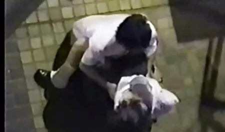 Queste ragazze hanno film porno gratis per android una tradizione, dopo l'unione di loro a casa e prendendo un dildo nelle loro mani.