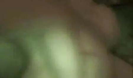 Una sorella del giovane sentire la conversazione intima di suo fratello e video hard gratis italiani amatoriali vestito come uno schiavo