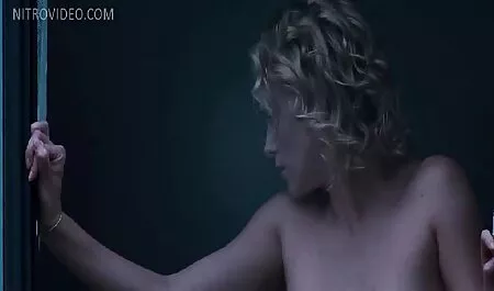 Bella video porno amatoriali italiani gratuiti bionda in mostra i suoi seni
