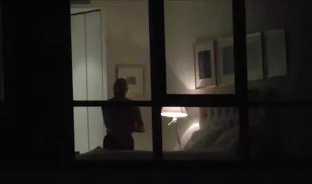 Una giovane bionda è venuto per essere massaggiato, e scopata da una film porno anziane gratis bruna