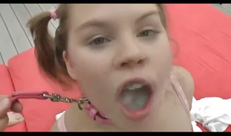 Nipponico ragazza con un forte press succhiare cazzo video hard free gratis