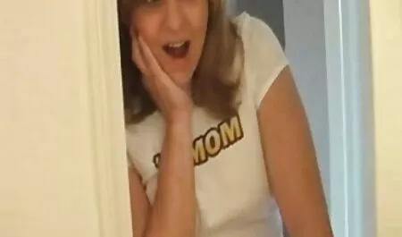 Nigga spingendo il pene nella bocca del suo video porno di donne mature gratis amante