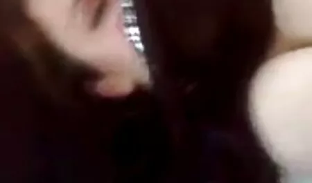 Sesso di Gruppo con nodo paffuto in film porno gratis online calze