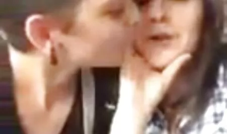 Che cagna succhiare un grasso pene per un video gratis di sesso anale riparatore