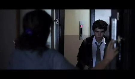 Due film porno gratis anziane femmine cazzo con un figlio di puttana cornea