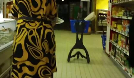 Una giovane ragazza si sottomette a un uomo film hard visione gratuita adatto a lei come padre