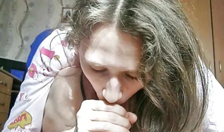 18 anni di prendere il cazzo da dietro e chiede quando hai tettone video gratuiti intenzione di sperma?