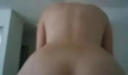 Asiatico ragazza vedere porno gratis sexy utilizzando lei piedi
